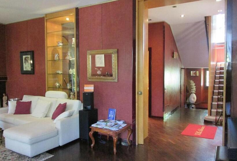 تختخواب و صبحانه Villa Adriana Varese