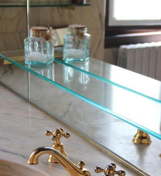 تختخواب و صبحانه Villa Adriana Varese