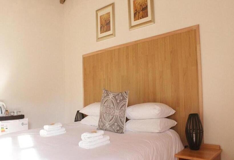 تختخواب و صبحانه Bird Haven Guesthouse