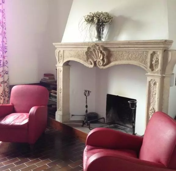 تختخواب و صبحانه Casa Calicantus