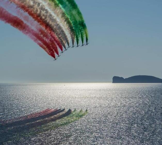 تختخواب و صبحانه Elisart Guest House