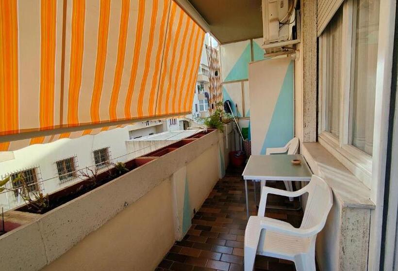 تختخواب و صبحانه Elisart Guest House