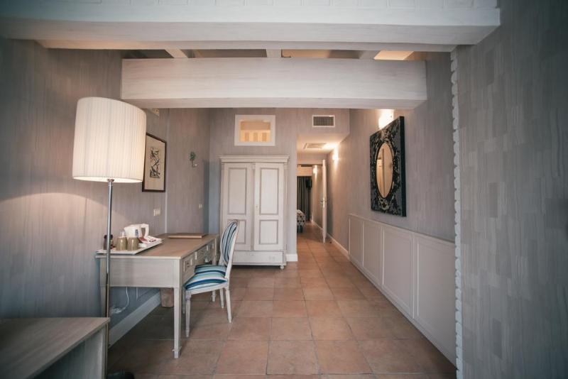 تختخواب و صبحانه Residenza Le Batesine