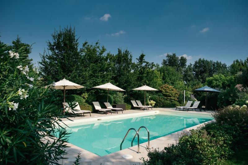 تختخواب و صبحانه Residenza Le Batesine