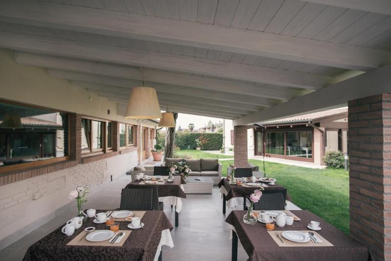 تختخواب و صبحانه Residenza Le Batesine