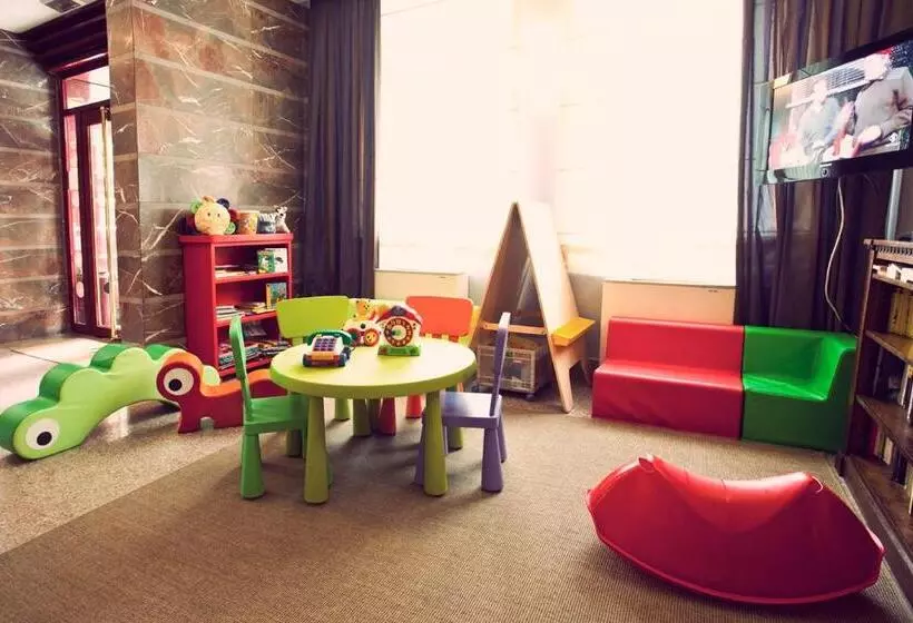 Corso Alaxi Hotels