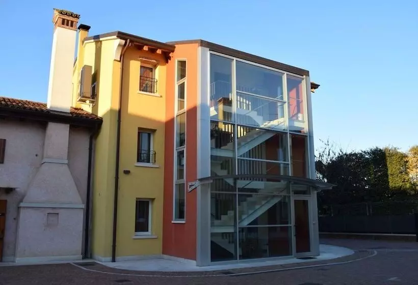 Hotelli C25