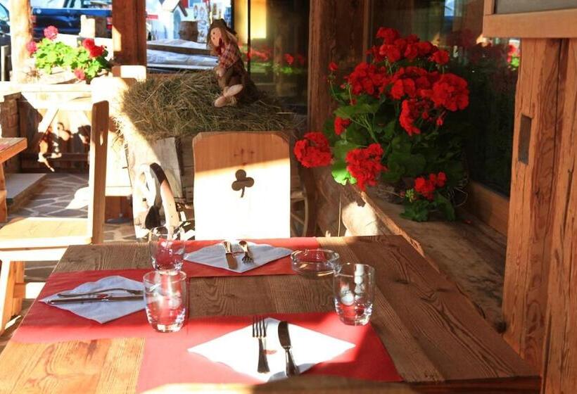 فندق Garnì Ladin