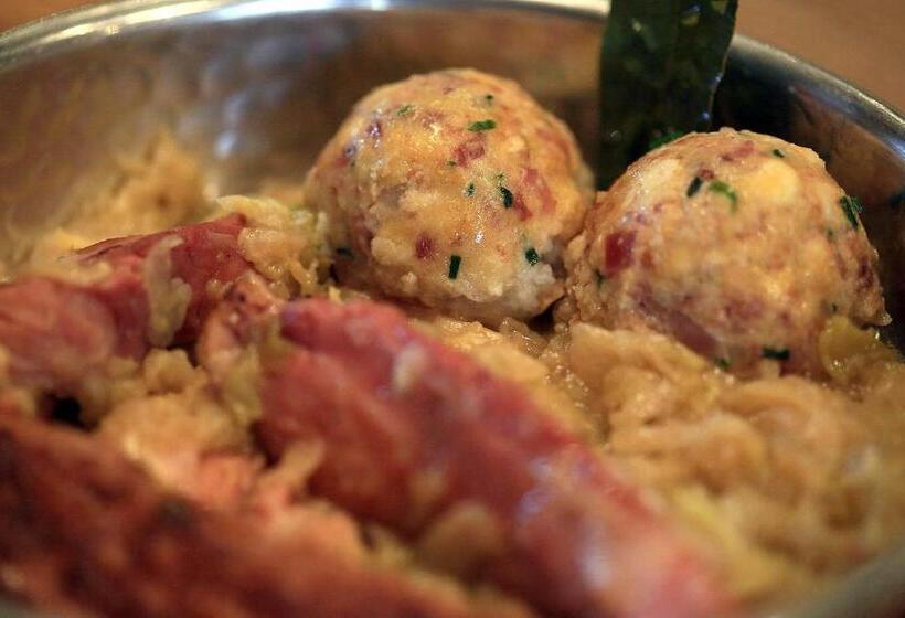 فندق Garnì Ladin