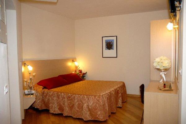 Отель Granducato