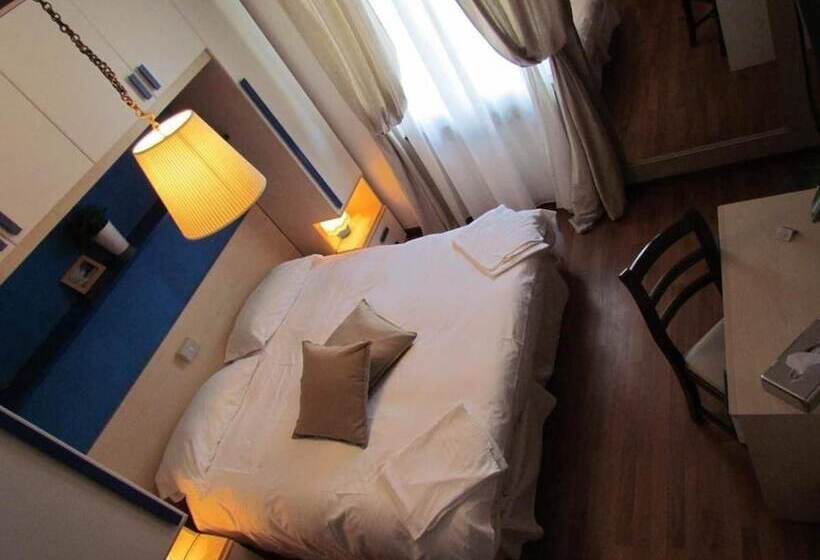 ホテル Monterosso Alto