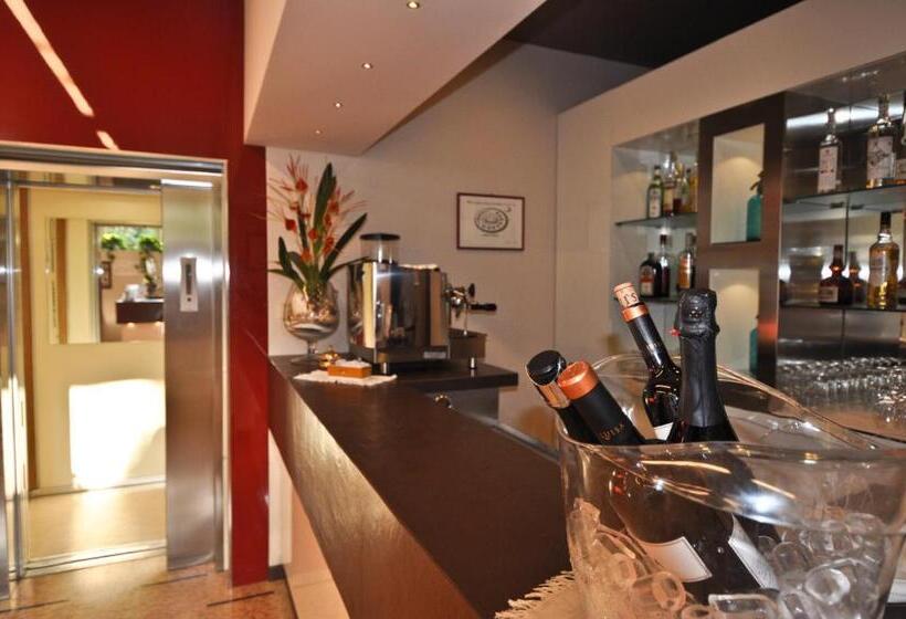 בית מלון כפרי Park Spiaggia