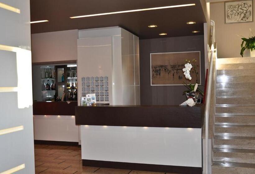 בית מלון כפרי Park Spiaggia