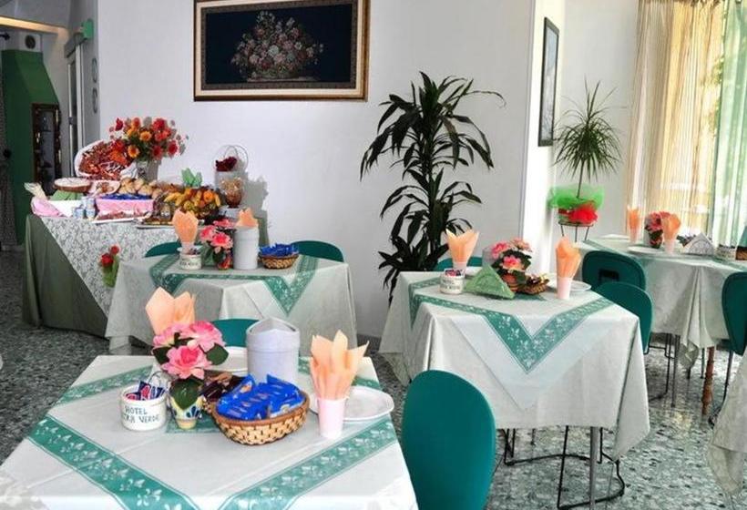 בית מלון כפרי Pietra Verde