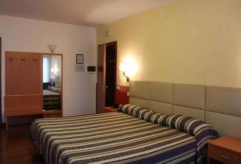 Hotelli Ristorante Dotto