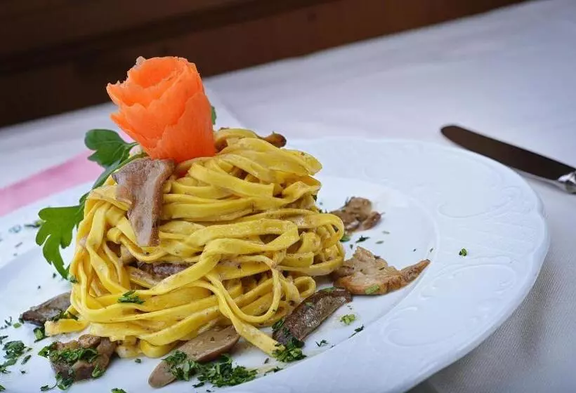 ホテル Valtellina