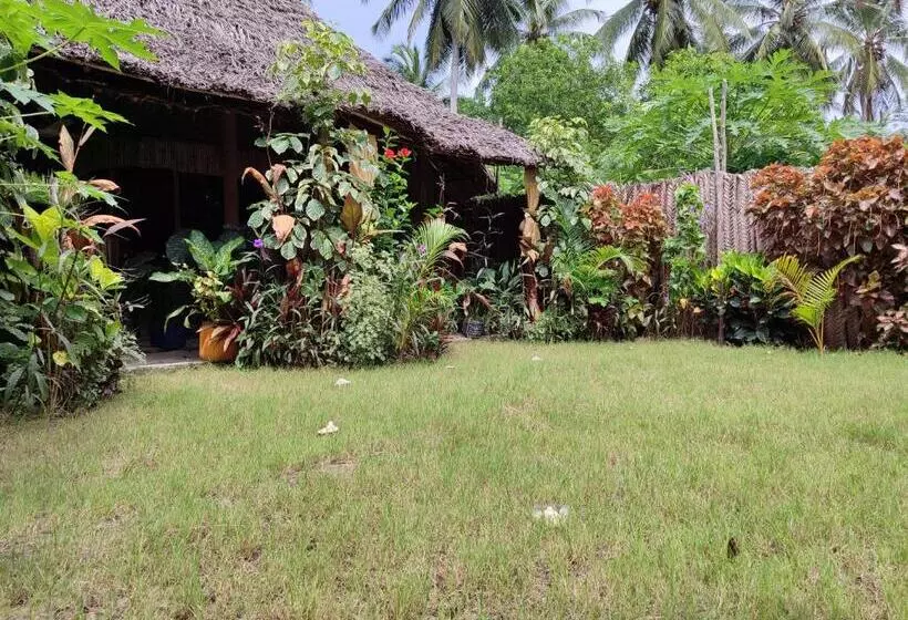 ベッドアンドブレックファースト Kua Garden Cottage