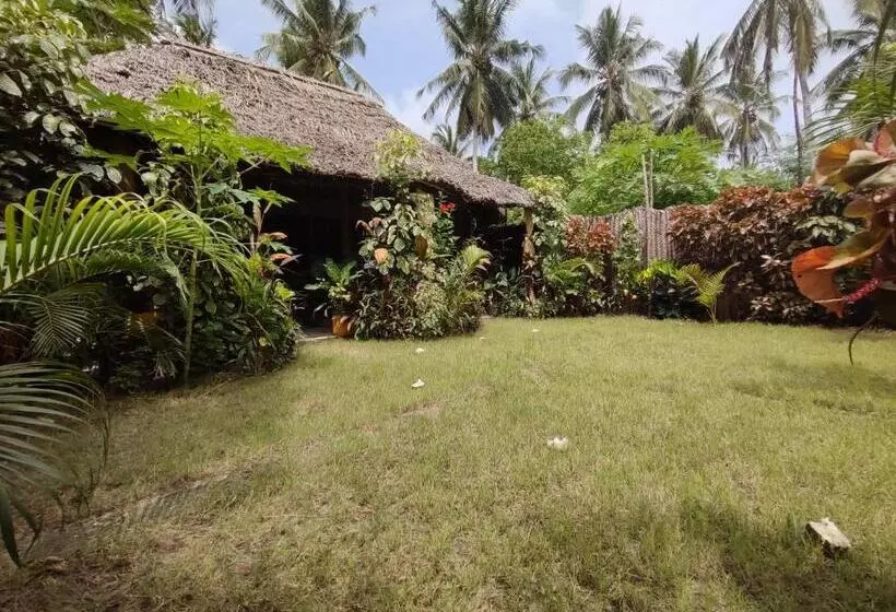 ベッドアンドブレックファースト Kua Garden Cottage