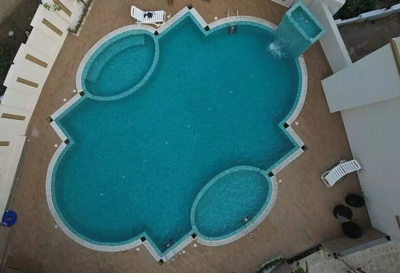 ベッドアンドブレックファースト Saffron Valley