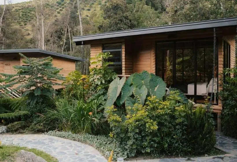 Ecohotel Cantos Del Rio