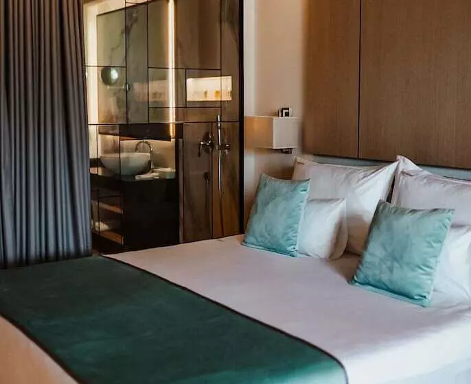 هتل Imperial Conference & Spa