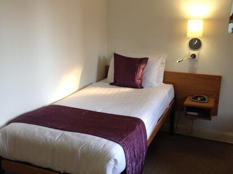 בית מלון כפרי Westminster College