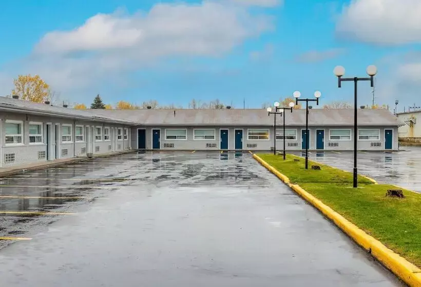 Motel6 Cornwall ON