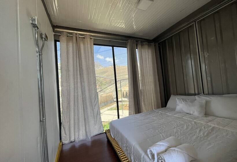 هاستل Pupa House