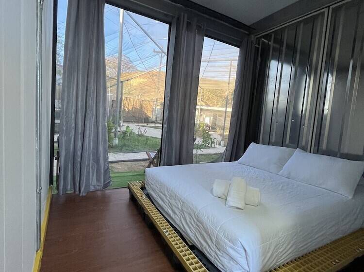 هاستل Pupa House