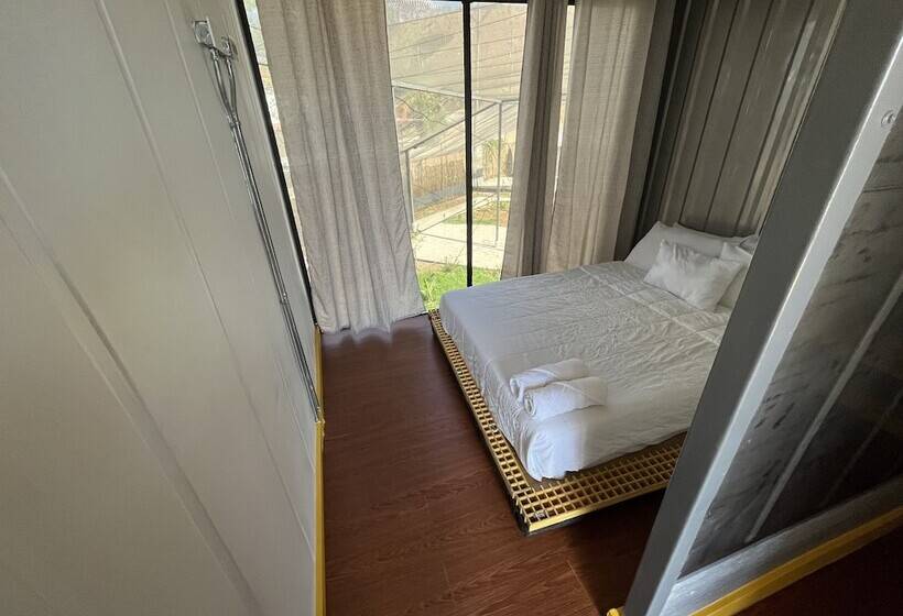 هاستل Pupa House