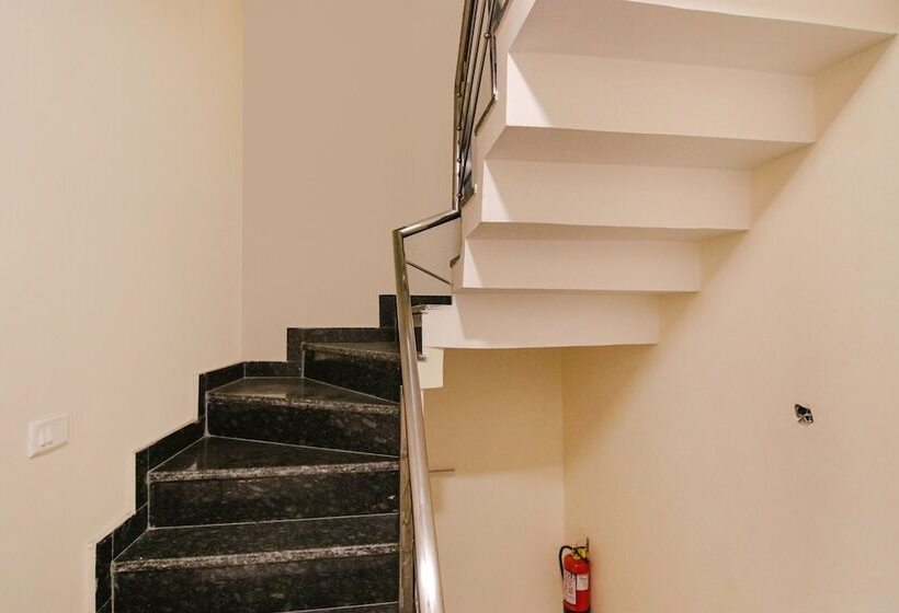 Fabhotel Aryan Grand