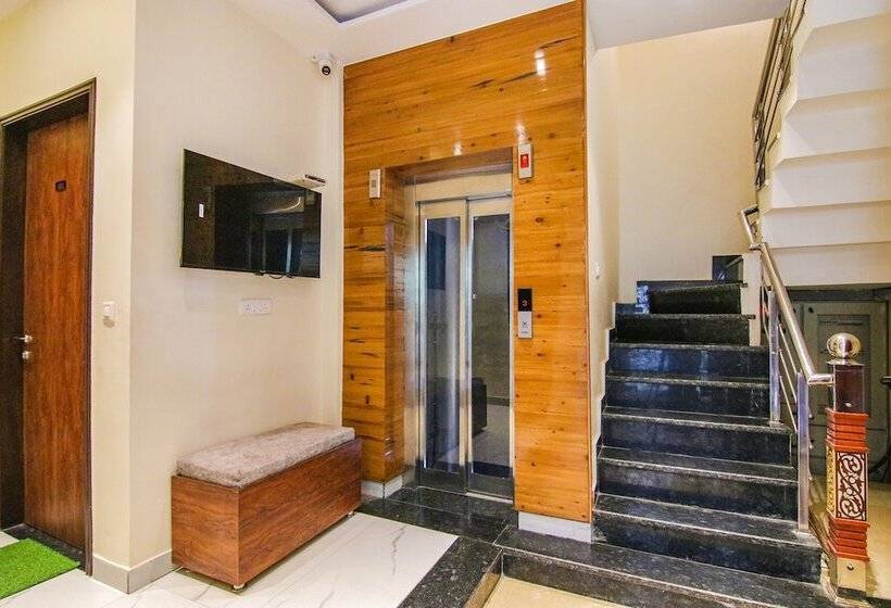 Fabhotel Aryan Grand