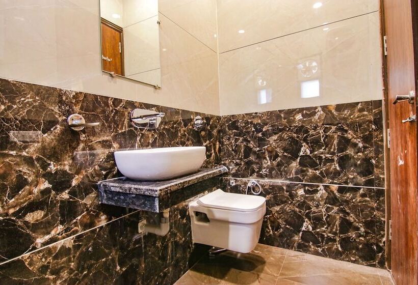 Fabhotel Aryan Grand