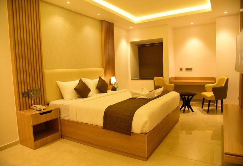 ホテル Grand Serene, Mysore