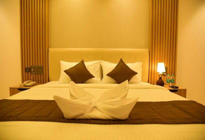 ホテル Grand Serene, Mysore