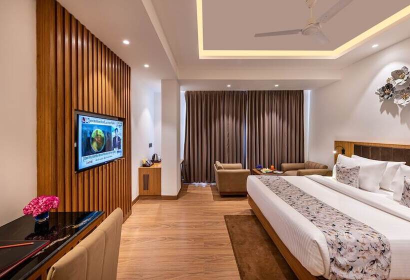 Hotel Lords Eco Inn Dehradun