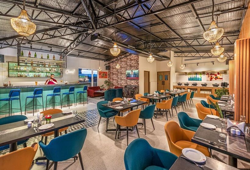 Hotel Lords Eco Inn Dehradun