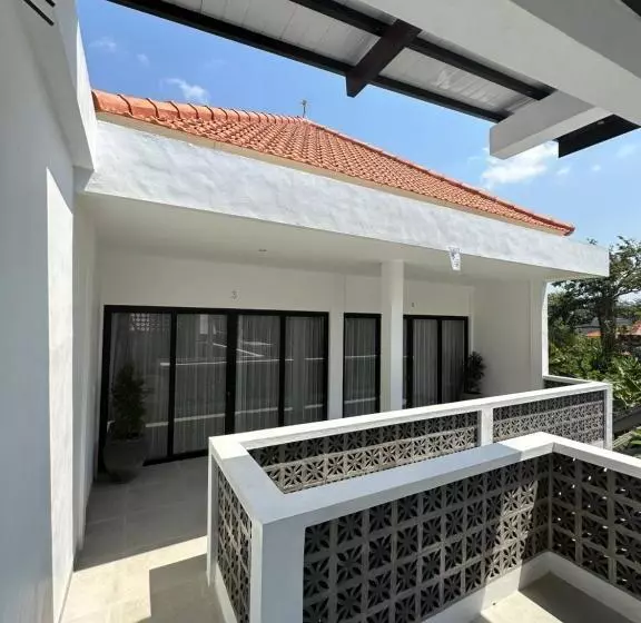 Majatalo Toana Guesthouse