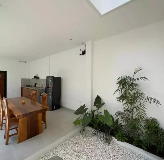 Majatalo Toana Guesthouse
