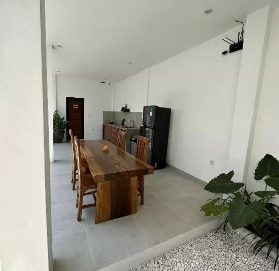 Majatalo Toana Guesthouse