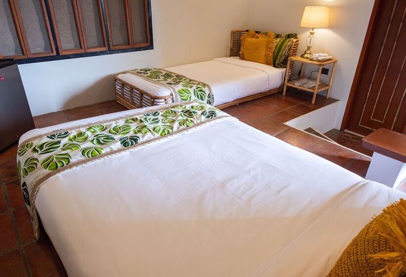 리조트 Nawa Wellness