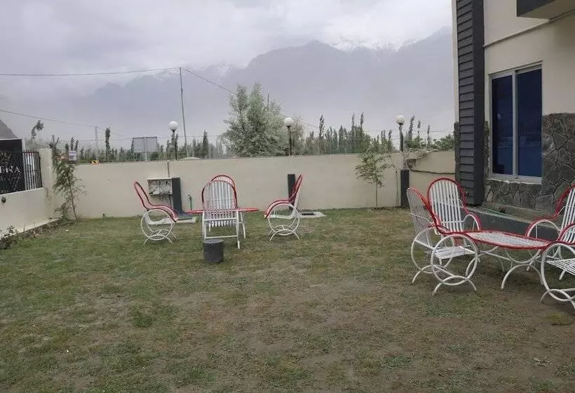 Safena Hotel Skardu