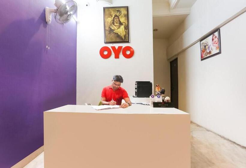 Oyo 30615 Hotel Rock Inn