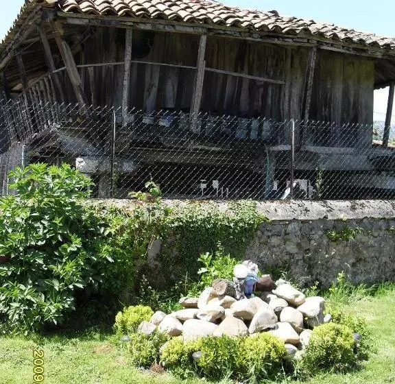 ホテル Asturias