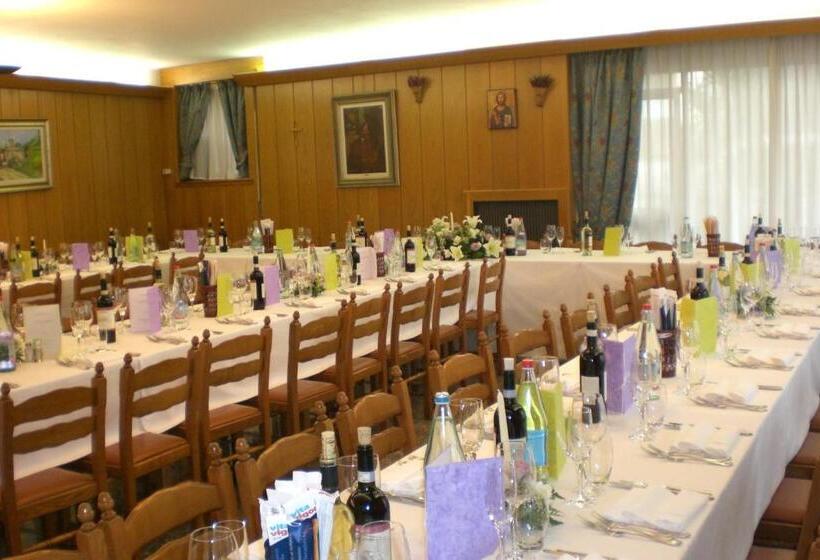 ホテル Bellavista