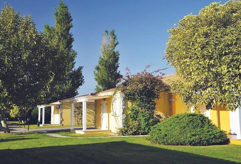 בית מלון כפרי Futura Club Cala Fiorita