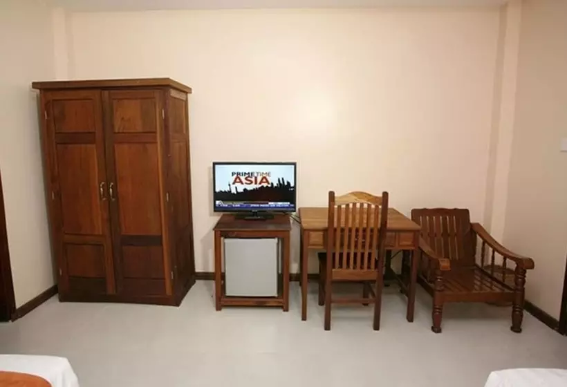 تختخواب و صبحانه June Business Bed Breakfast