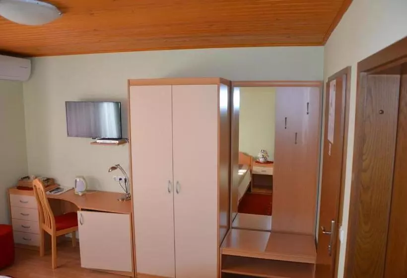 Bed And Breakfast Valjavec