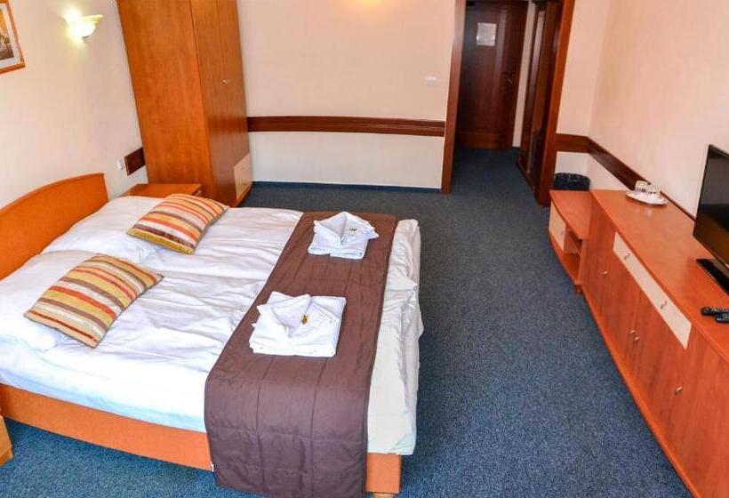 Garni Hotel Tatramonti