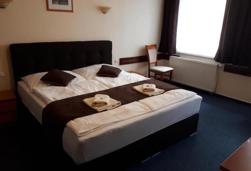 Garni Hotel Tatramonti